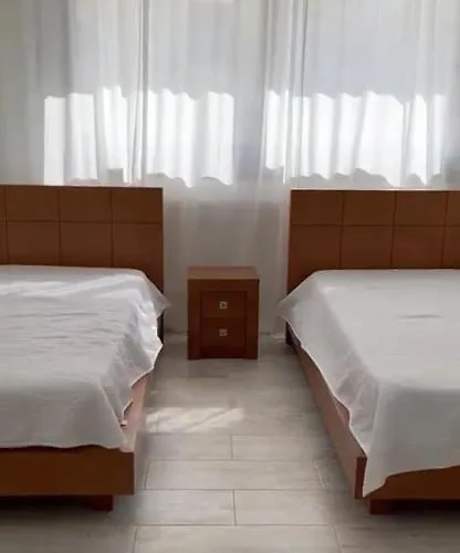 Semesterbostad Charming - Pools Pet-friendly Golf *